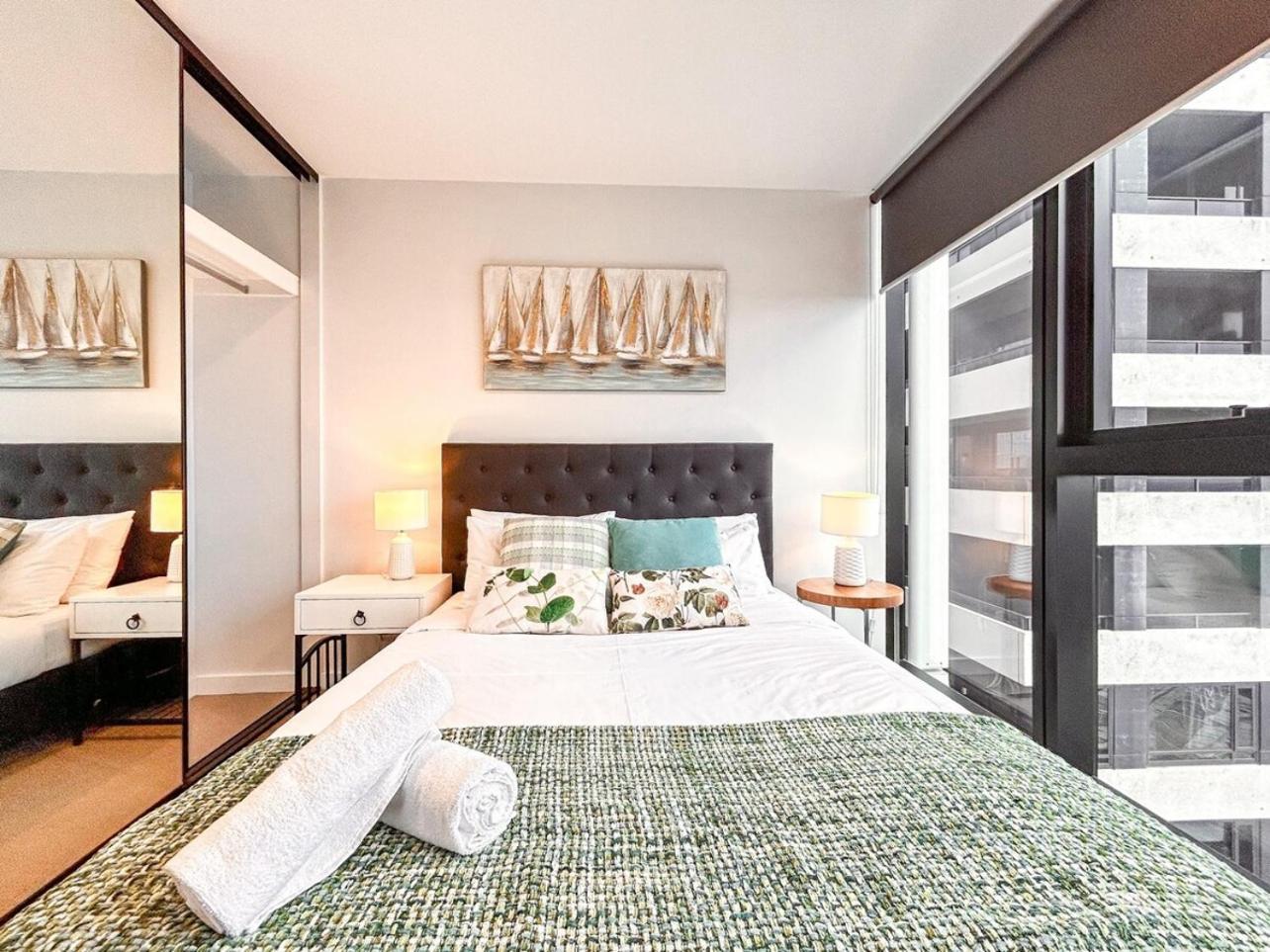 Dreamy View On High Level 2Br1Ba Apt Cbd Poolgy メルボルン エクステリア 写真